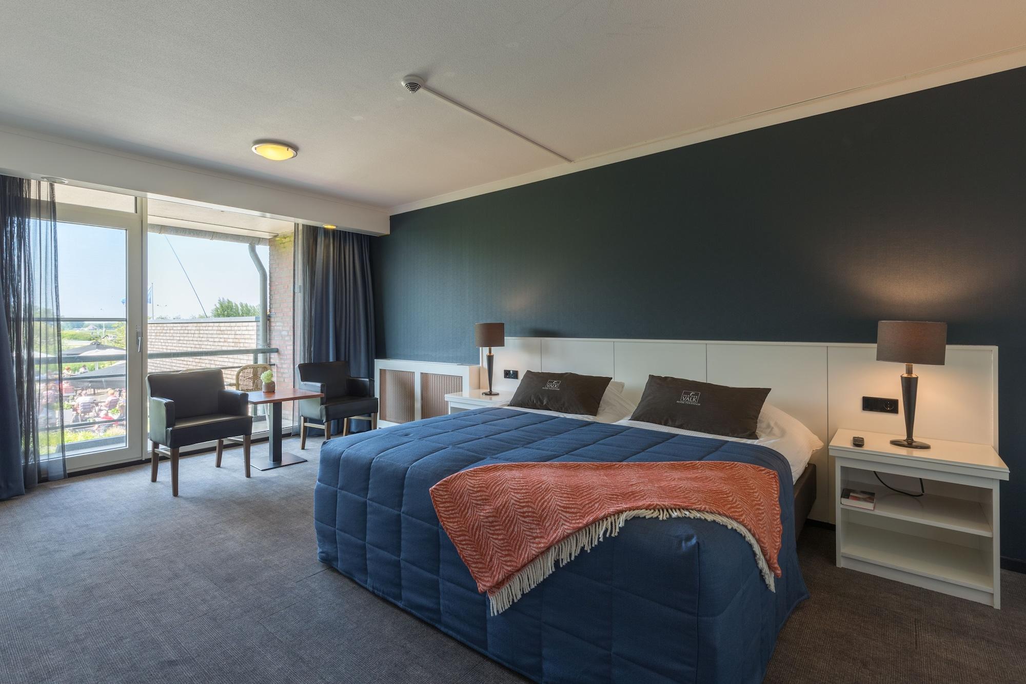 Hotel Der Valk 4*