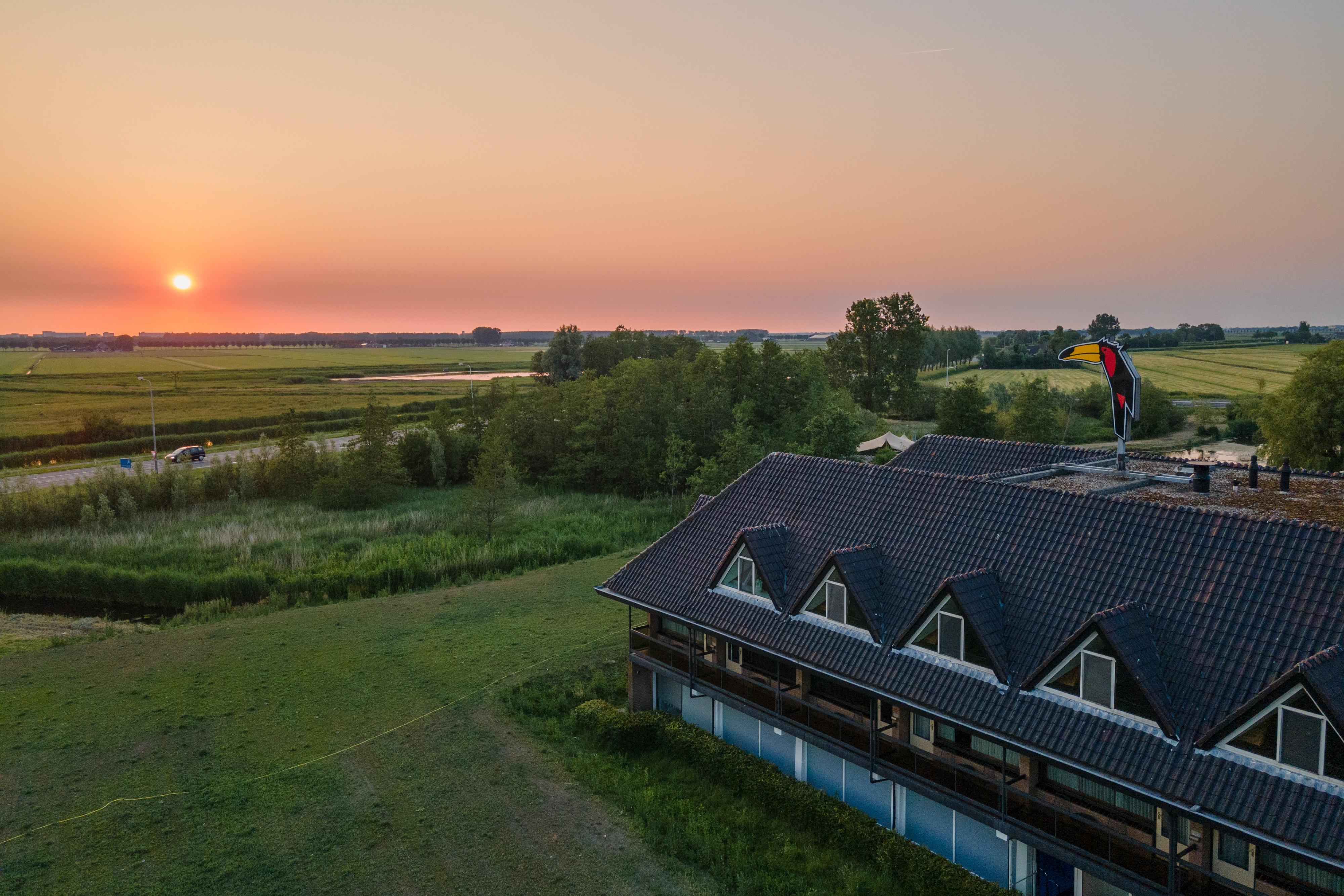 Hotel Der Valk 4*