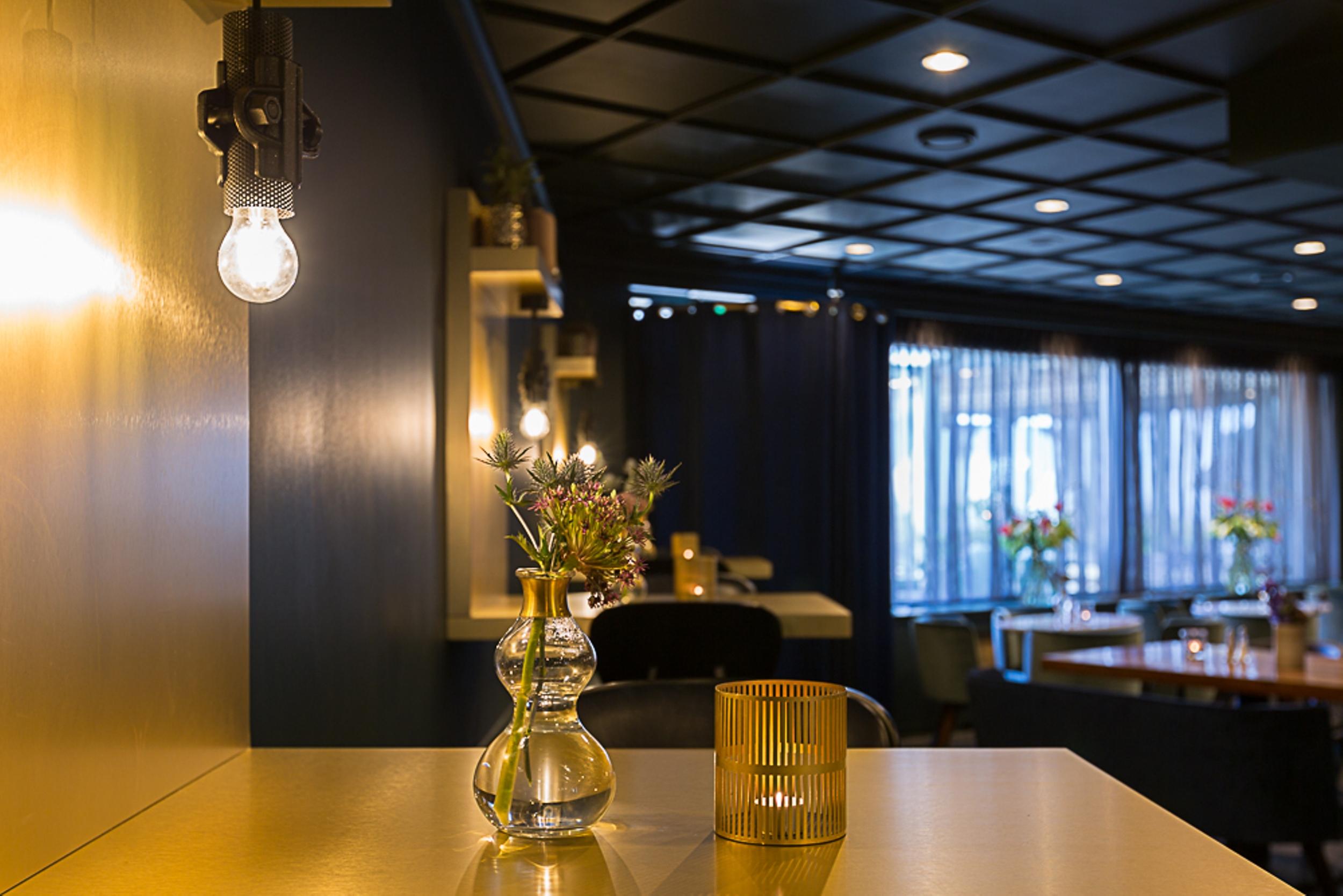 Der Valk - Recently Renovated Hotel